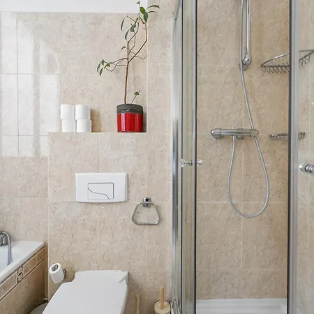 Veeve - Gardenside Glamour Apartment *